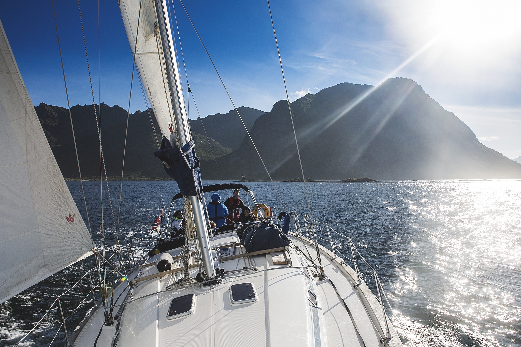 SeilturNorskekystenSeilNorgeBarske glederFoto Mats GrimsethMGBarskeGlæder0004