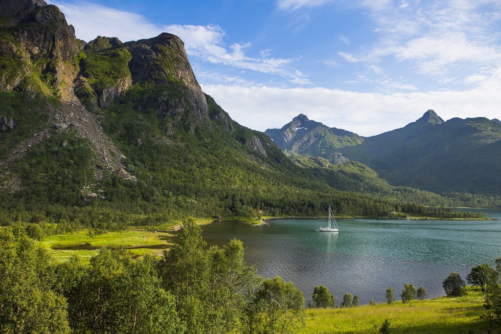 SeilturNorskekystenSeilNorgeBarske glederFoto Mats GrimsethMGBarskeGlæder0009