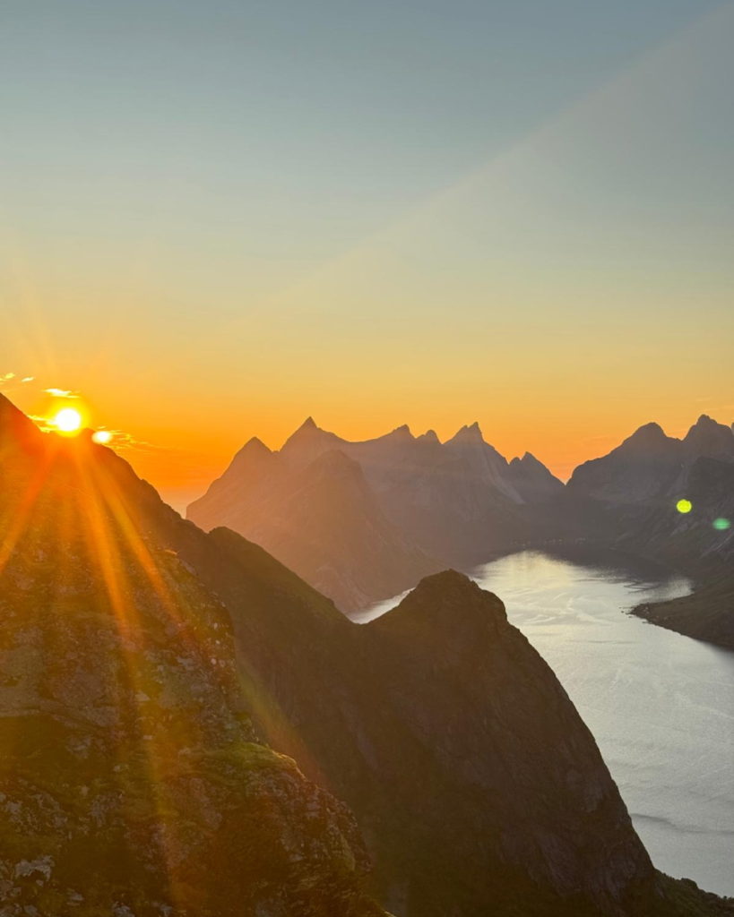 Best of Lofoten Hiking Reinebringen Photo Emily Webber